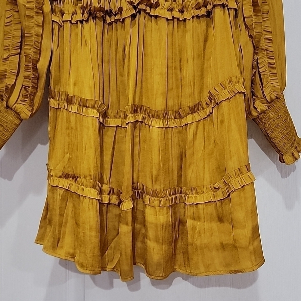 NWT Small OPT ONE PRETTY TIME Tianna Mini Dress Gold Pleated Ruffle Tiered - Picture 4 of 4